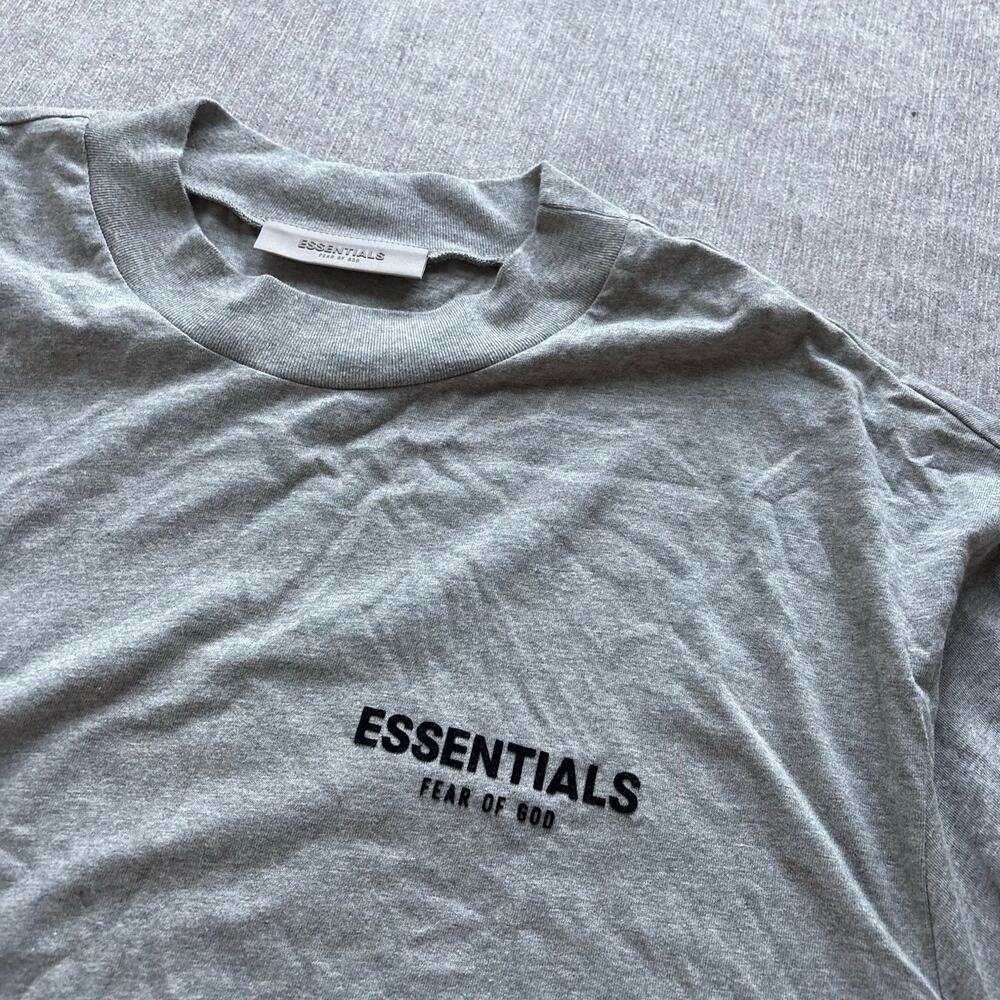 NWT Essentials Fear of God Men’s T-Shirt Top